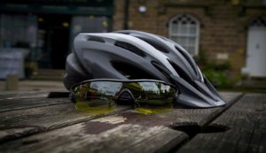 bike-helmet-and-sport-sunglass.jpg